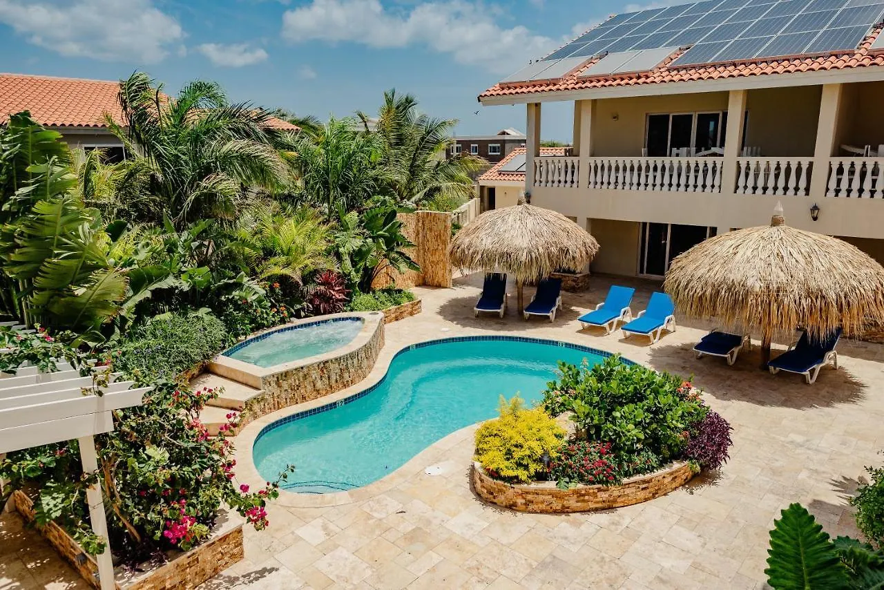 Gorgeous 2-Bedroom Apartment 2 Km From Eagle Beach Palm Beach Aruba