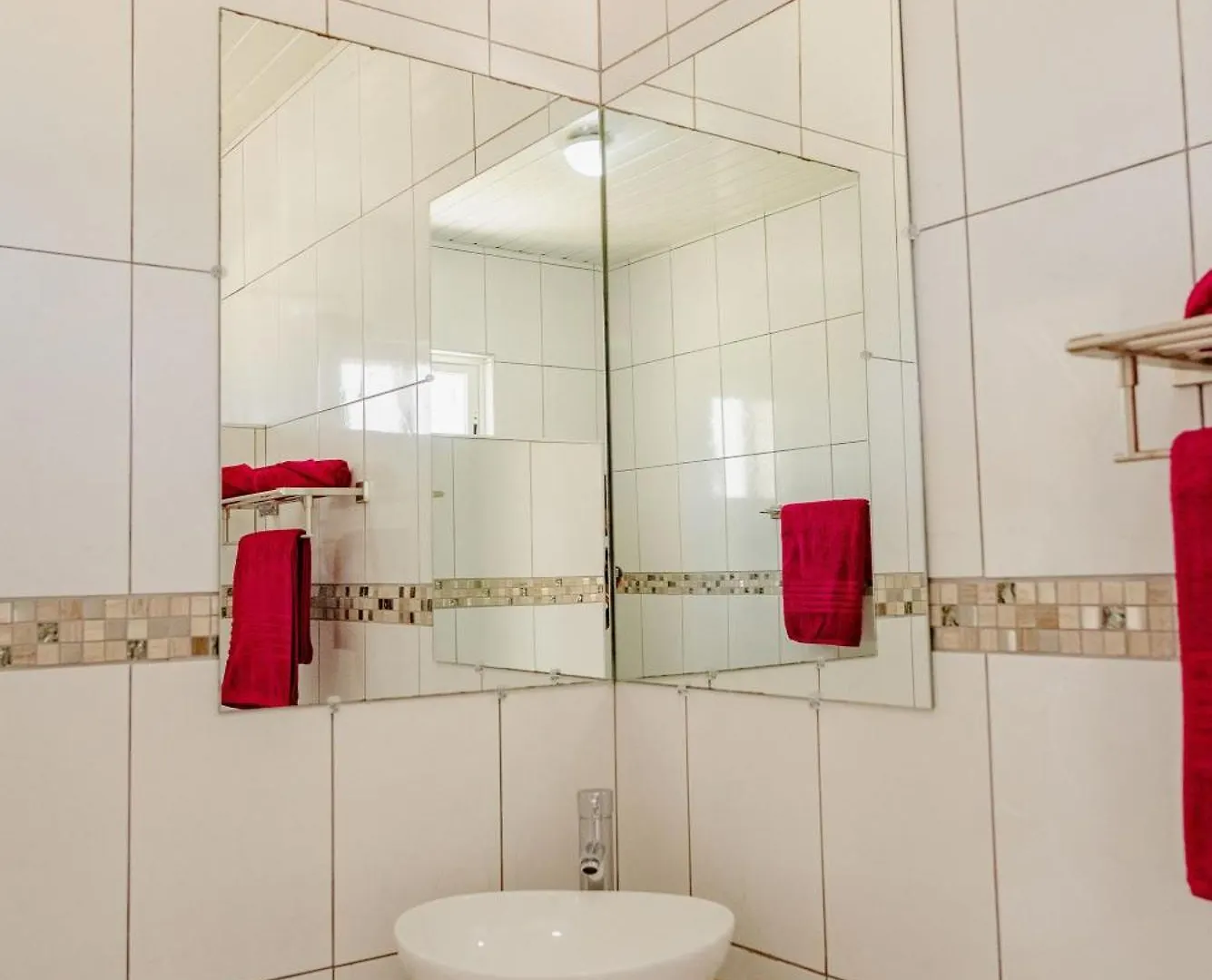 Gorgeous 2-Bedroom Apartment 2 Km From Eagle Beach Palm Beach 0*,  Aruba